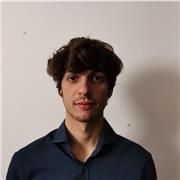 Laureato in lingue straniere con certificazione C1 Alliance Française